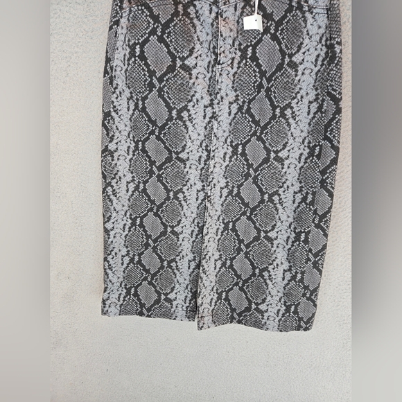 Adrianna Goldschmied Womens Pencil Midi Skirt Sz 23R Black & Gray Snake Print - Picture 4 of 14